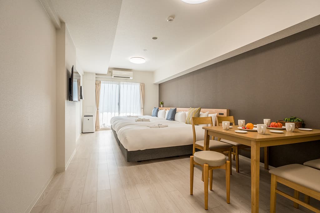 ダブルベッド×2 シングルベッド×1/40.1平米【禁煙】