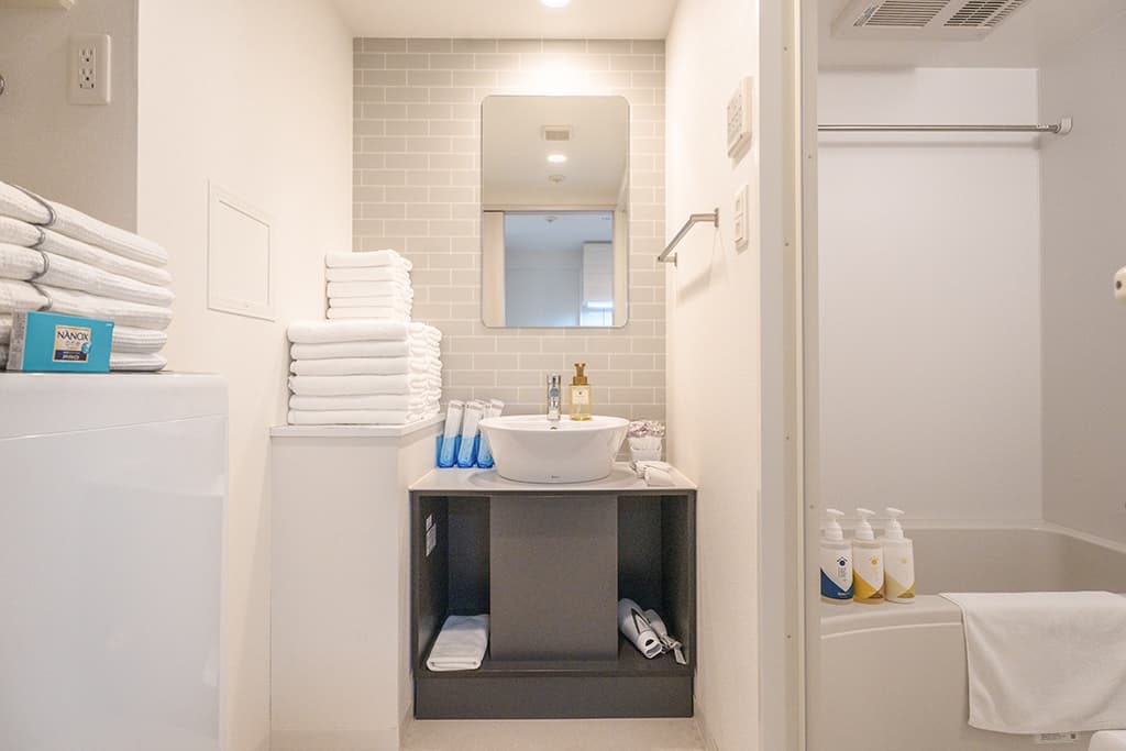 ダブルベッド×3/40.3平米【禁煙】